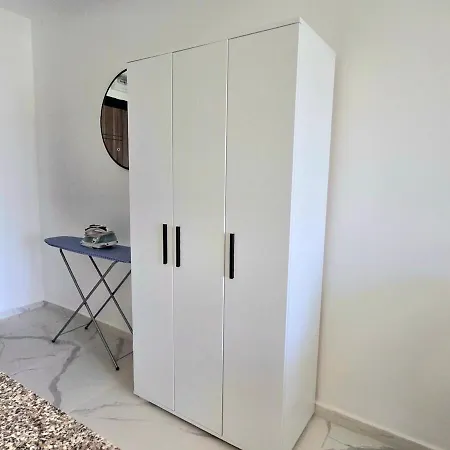 דירה Modern In Shartrez, Shkorpilovsti שקורפילובצי