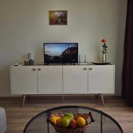 شقة Modern In Shartrez, Shkorpilovsti شكوربيلوفتسي